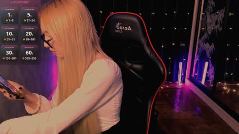 crybambi online show from April 4, 7:39 am