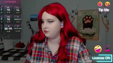 Snapshot of crystal__chris chatting on November 28, 2:31 pm Chris online show from November 28, 2:31 pm