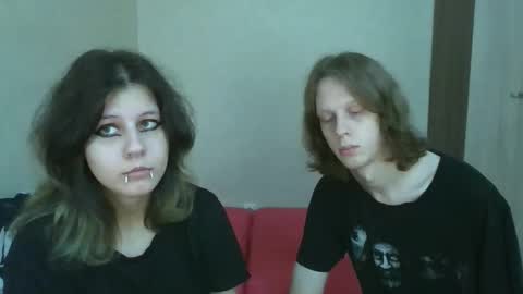 Snapshot of crystal_porn_love chatting on November 11, 10:21 pm Crystal and Marcl online show from November 11, 10:21 pm