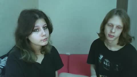 Snapshot of crystal_porn_love chatting on November 12, 7:57 pm Crystal and Marcl online show from November 12, 7:57 pm