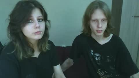 Snapshot of crystal_porn_love chatting on November 14, 10:07 pm Crystal and Marcl online show from November 14, 10:07 pm