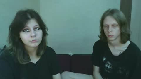 Snapshot of crystal_porn_love chatting on November 15, 9:54 pm Crystal and Marcl online show from November 15, 9:54 pm