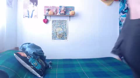 Crystal shadow online show from February 25, 6:39 pm