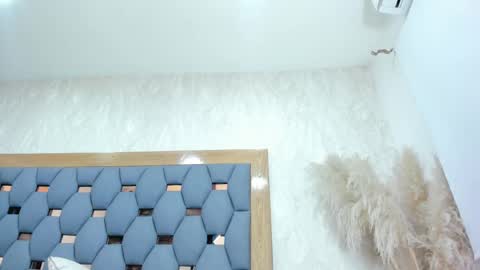 crystal_sm online show from November 10, 3:05 am