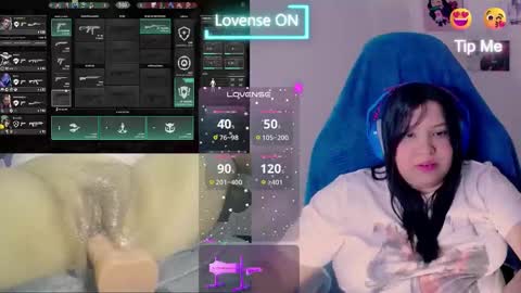 Snapshot of crystal_velvet01 chatting on January 18, 6:03 am crystal online show from January 18, 6:03 am