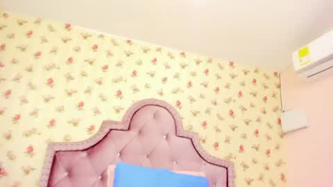 Milf Latina online show from August 5, 3:15 pm