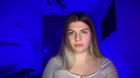 crystalblush01 online show from April 10, 6:34 pm