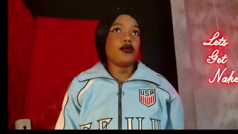 Crystal online show from December 3, 8:51 pm