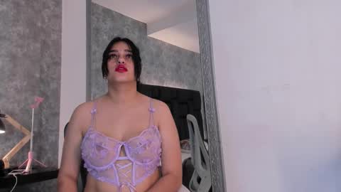 Crystal online show from November 11, 3:23 pm