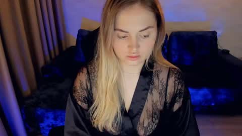 crystalemily online show from January 8, 8:18 pm