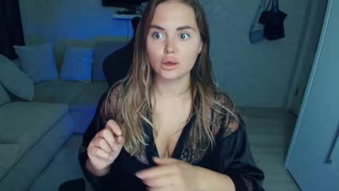 crystalemily online show from September 8, 7:13 pm