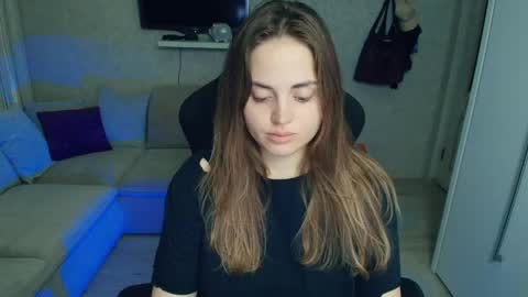 crystalemily online show from April 30, 7:20 pm