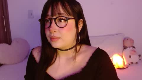 Olivia  online show from January 10, 12:01 am