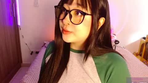 Olivia  online show from April 3, 12:25 pm