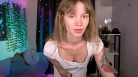 Crystal online show from May 28, 6:32 am