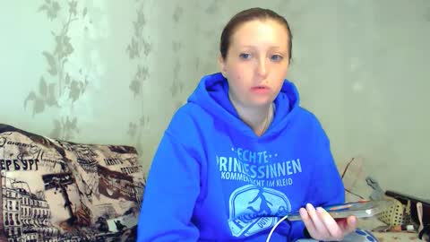Snapshot of crystallangel chatting on February 8, 4:32 pm CrystallAngel online show from February 8, 4:32 pm