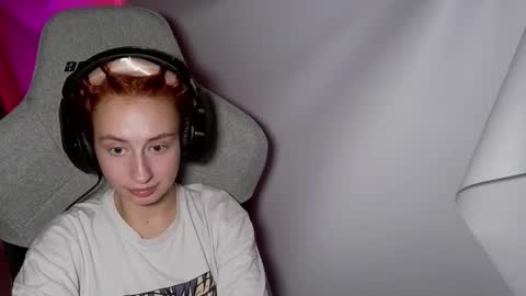 Snapshot of crystallkris chatting on January 11, 12:55 am Kristina online show from January 11, 12:55 am