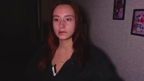 Snapshot of crystallkris chatting on November 16, 9:53 pm Kristina online show from November 16, 9:53 pm