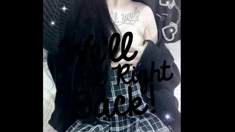 Snapshot of crystalsomnia chatting on October 2, 10:00 am Sasha Make me moan with patterns good music here online show from October 2, 10:00 am