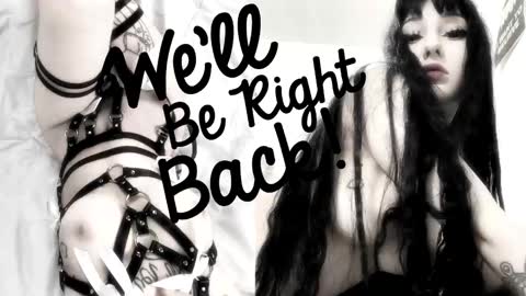 Snapshot of crystalsomnia chatting on October 16, 5:03 pm Sasha Make me moan with patterns good music here online show from October 16, 5:03 pm