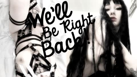 Snapshot of crystalsomnia chatting on January 17, 3:55 am Sasha Make me moan with patterns good music here online show from January 17, 3:55 am