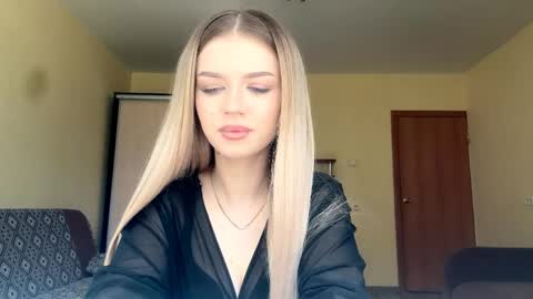 Jesi online show from April 10, 5:23 am