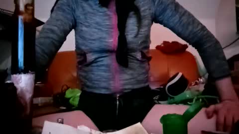 crystelweed online show from November 23, 12:32 am