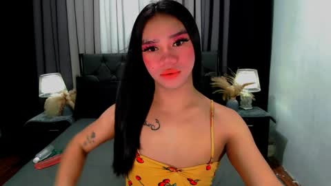 bea takashi  online show from March 25, 8:53 am