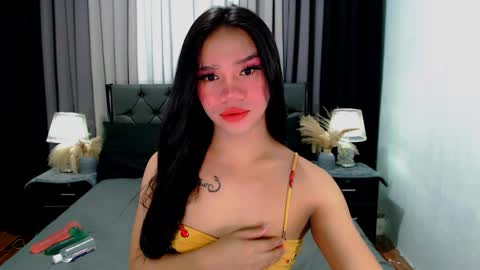 bea takashi  online show from March 26, 9:04 am