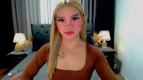 bea takashi  online show from April 12, 9:14 am