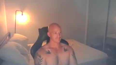 ct250787 online show from April 18, 10:41 am