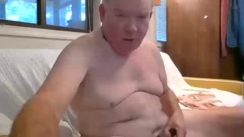 Snapshot of cubeddie chatting on October 14, 5:47 pm cubeddie online show from October 14, 5:47 pm
