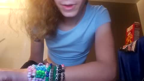 cuddleavenue online show from September 18, 10:56 pm