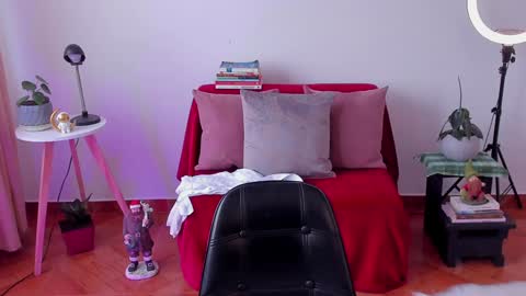 Leonela online show from December 23, 8:36 pm