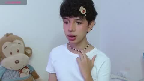 Cuddly online show from November 30, 8:02 pm