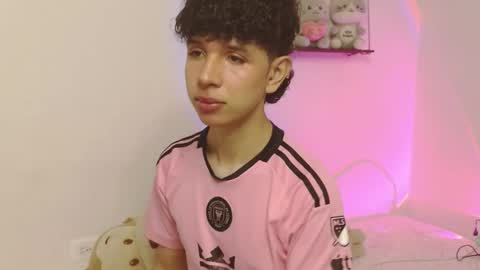 Cuddly online show from February 17, 11:40 am