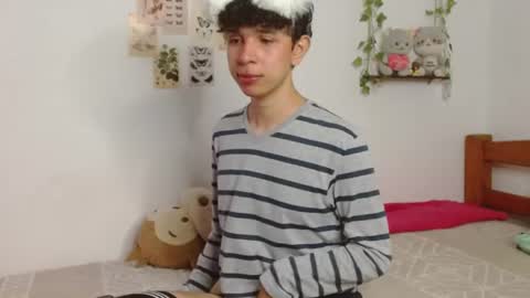 Cuddly online show from June 14, 1:46 pm