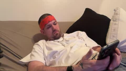 Snapshot of cuddybuddy4u chatting on May 28, 4:10 am cuddybuddy4u online show from May 28, 4:10 am