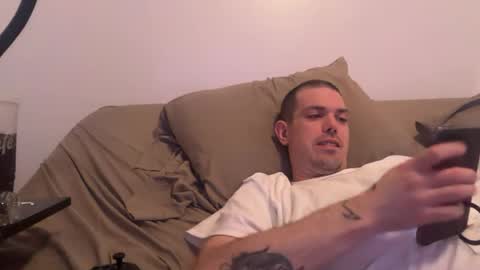 Snapshot of cuddybuddy4u chatting on May 30, 10:29 pm cuddybuddy4u online show from May 30, 10:29 pm