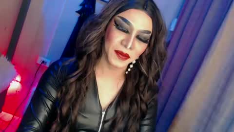 CUMMELA SLUTI online show from March 2, 10:27 pm