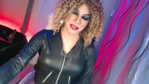 CUMMELA SLUTI online show from April 21, 4:01 pm