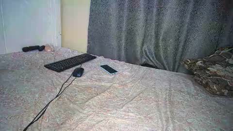 cum_central online show from October 26, 3:29 pm