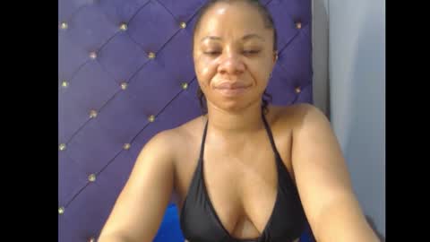 Nancy online show from November 17, 10:04 pm