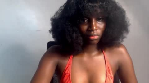 Snapshot of cum_ebony_xsecret chatting on January 12, 7:24 am sophie online show from January 12, 7:24 am