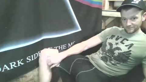 Snapshot of cum_to_me63282 chatting on December 2, 2:06 am cum_to_me63282 online show from December 2, 2:06 am