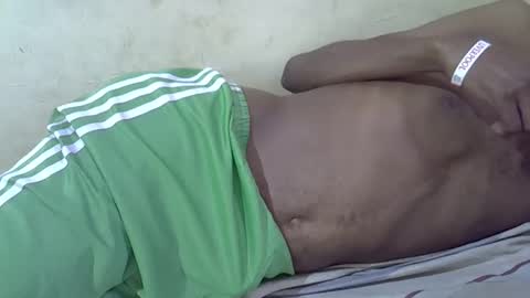 Snapshot of cumaddict_guy chatting on November 27, 9:33 am cumaddict_guy online show from November 27, 9:33 am