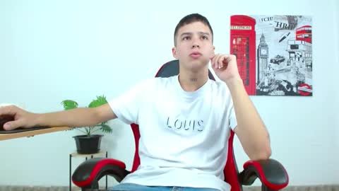 cumandres online show from October 9, 2:04 pm