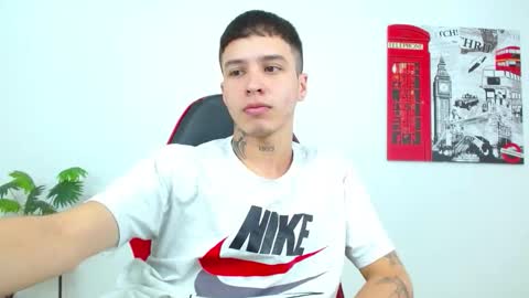 cumandres online show from March 12, 3:51 pm