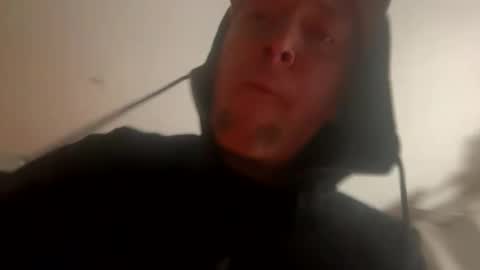 CuMAw3R online show from May 7, 10:53 am