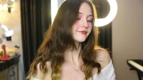 fansly -  lilyband online show from November 4, 11:42 am